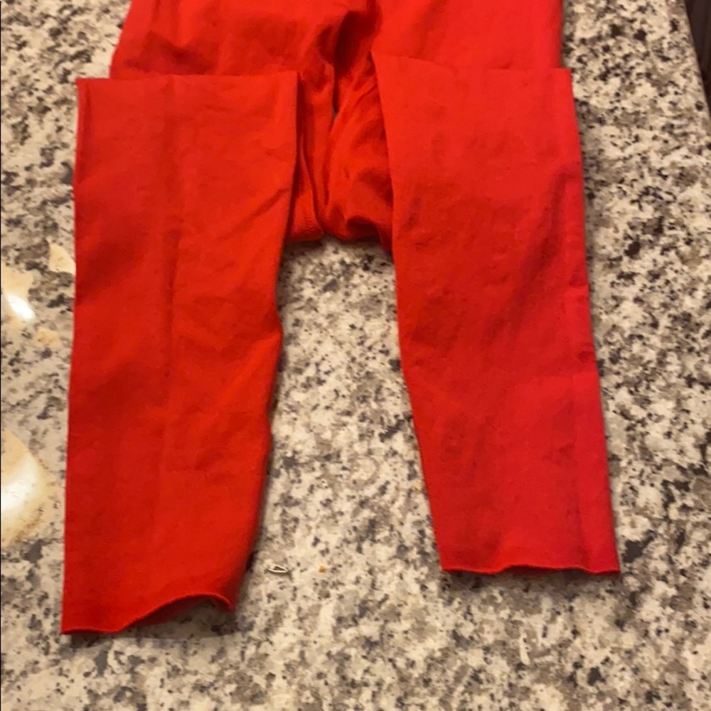 High-Waisted SculptKnit® Essential Legging - Picture 3 of 5